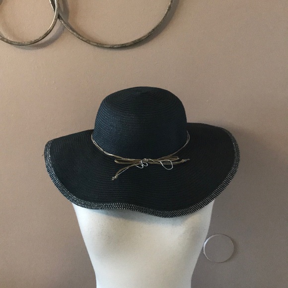 Scala Accessories - Scala Black Floppy Straw Sun Hat